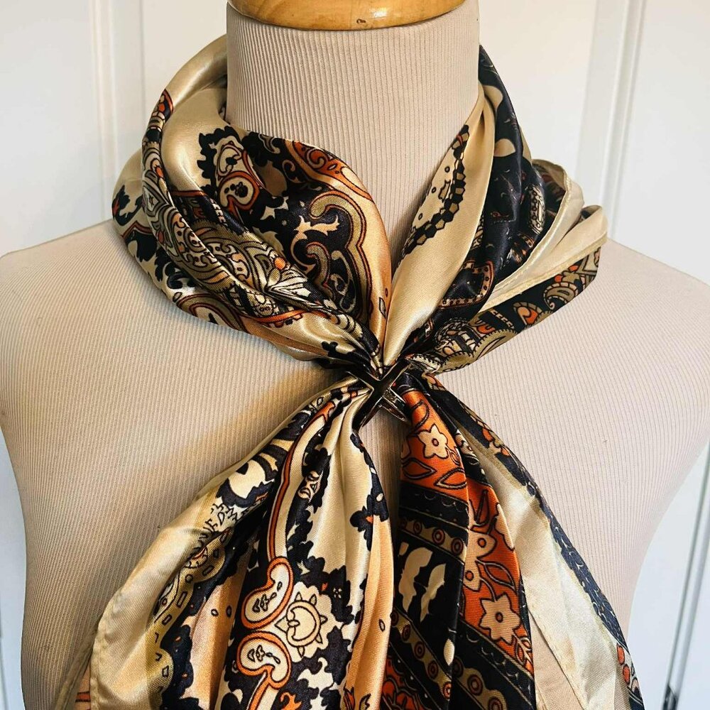 New Elegant Baroque-Pattern Scarf — Faux Silk Square (90×90 cm, Made in China, N